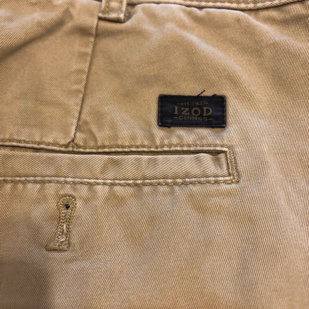 IZOD Saltwater Chino’s. Pleated front